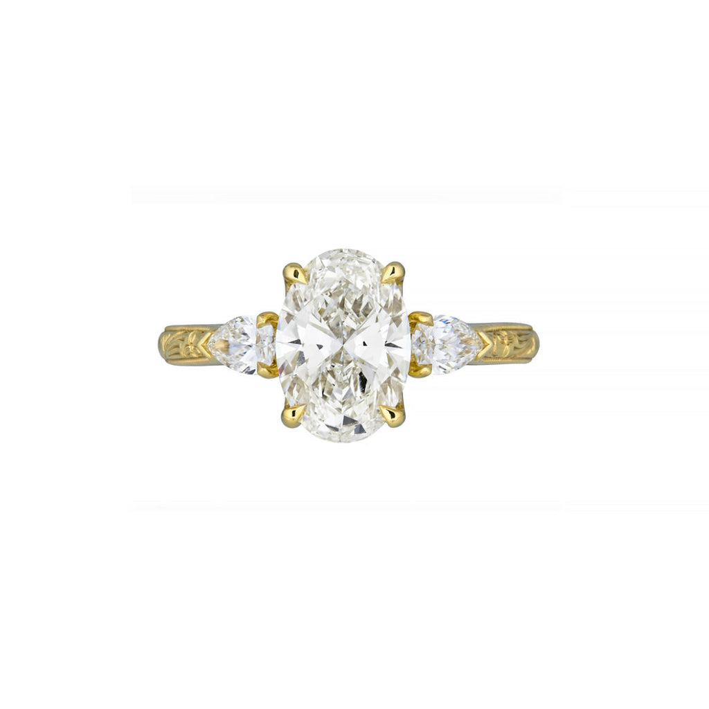 Briar Oval Lab Grown Engagement Ring – Hera
