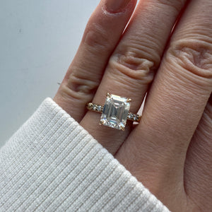 Andrea Emerald Lab Grown Engagement Ring – Hera