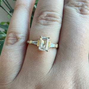 Grace Emerald Lab Grown Engagement Ring – Hera
