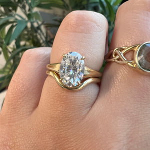 Sadie Oval Lab Grown Engagement Ring – Hera
