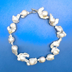 Handmade giant jumbo baroque pearl necklace, with gray baroque pearls.